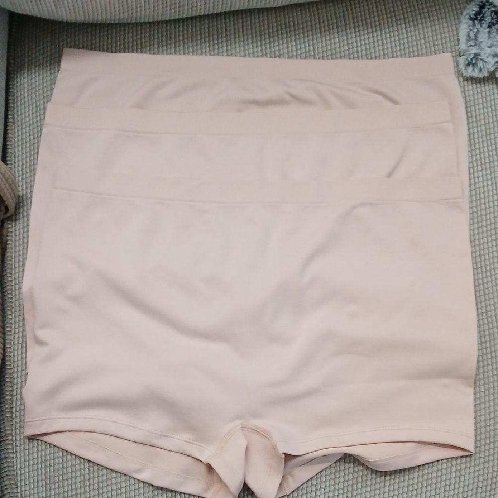 32 Degrees Women's Seamless Panties - Nude 3pk NWOT